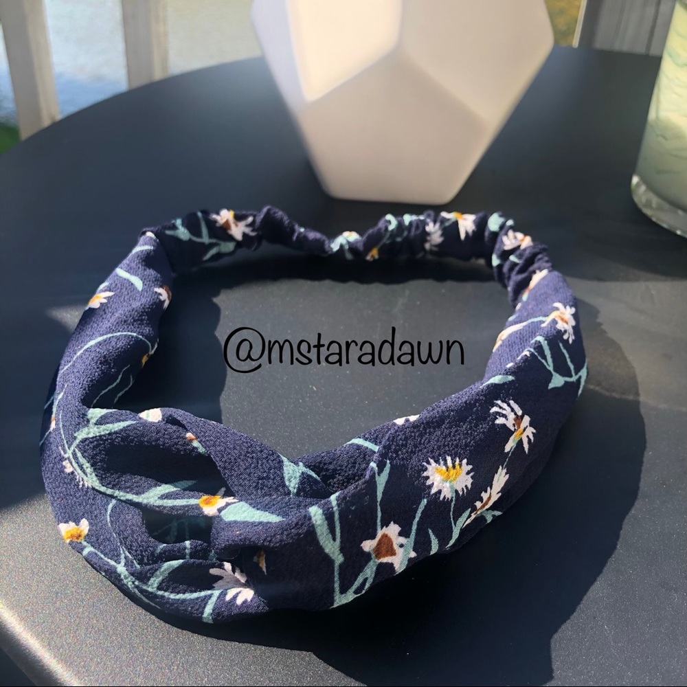 Stellar Knot Headband🌙